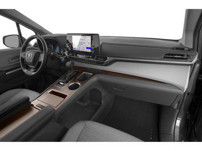 2023 Toyota Sienna LE