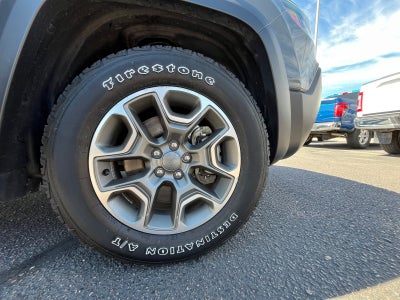 2022 Jeep Cherokee Trailhawk