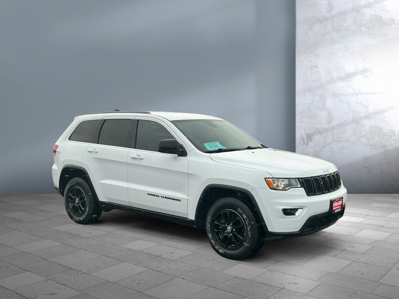 2020 Jeep Grand Cherokee Laredo