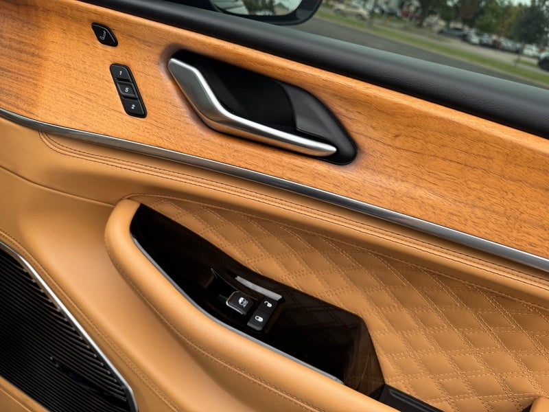 2022 Jeep Grand Cherokee Summit Reserve