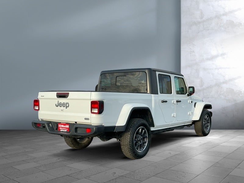 2023 Jeep Gladiator Overland
