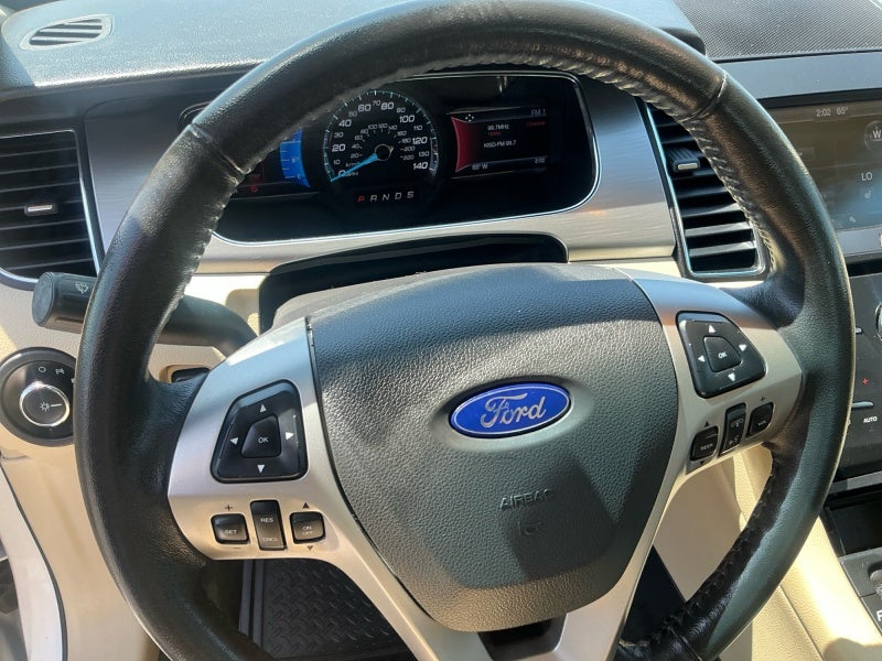 2014 Ford Taurus SEL