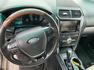 2016 Ford Explorer Platinum