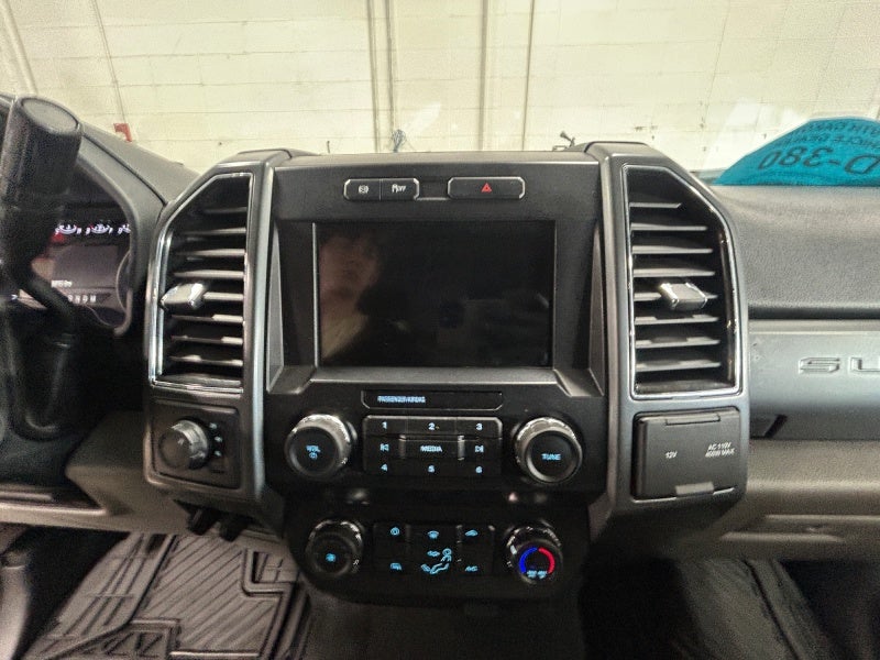 2022 Ford Super Duty F-250 SRW XLT