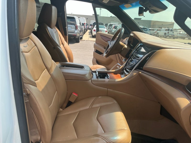 2017 Cadillac Escalade Platinum