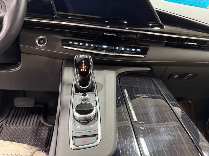2023 Cadillac Escalade 4WD Sport
