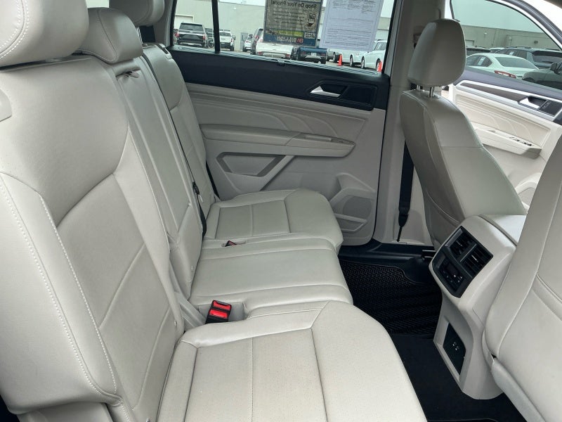 2023 Volkswagen Atlas 2.0T SE w/Technology