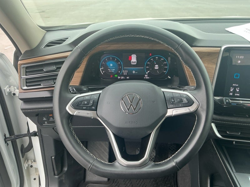 2024 Volkswagen Atlas 2.0T SE
