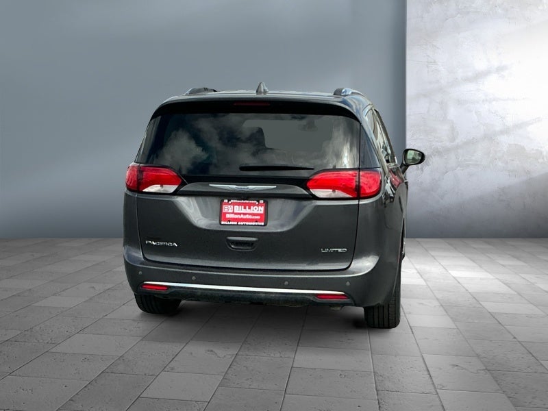 2020 Chrysler Pacifica Limited