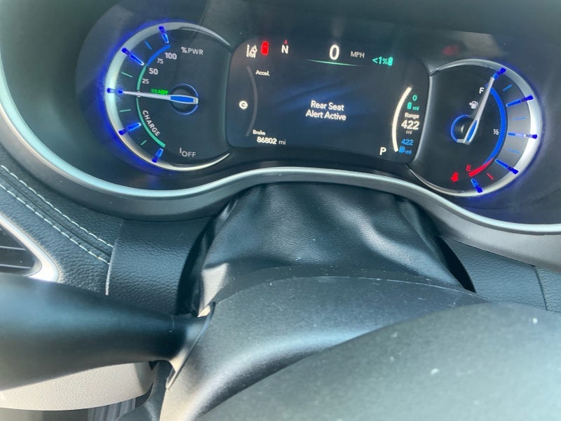 2024 Chrysler Pacifica Hybrid Select