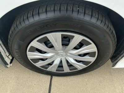 2020 Toyota Camry Hybrid LE