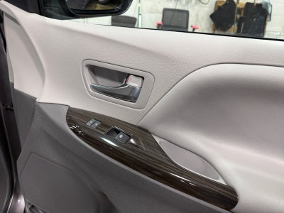 2019 Toyota Sienna XLE Premium