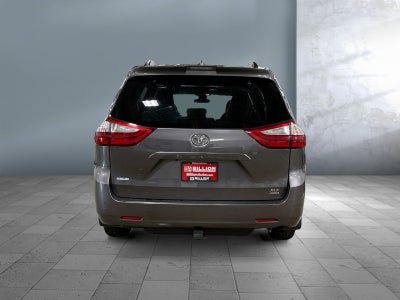 2019 Toyota Sienna XLE Premium