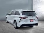 2022 Toyota Sienna Platinum