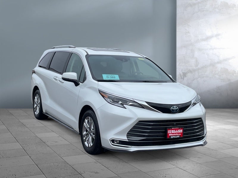 2022 Toyota Sienna Platinum