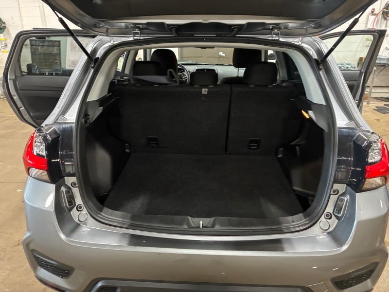 2025 Mitsubishi Outlander Sport SE