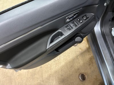 2025 Mitsubishi Outlander Sport SE