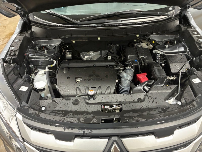 2025 Mitsubishi Outlander Sport SE