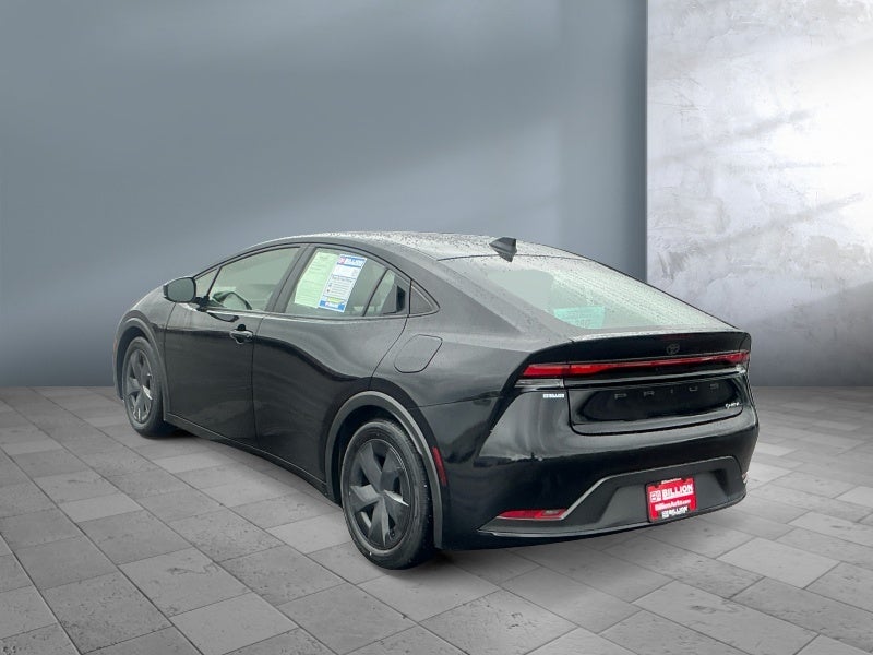 2023 Toyota Prius LE