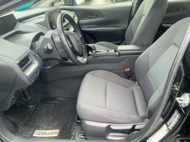 2023 Toyota Prius LE