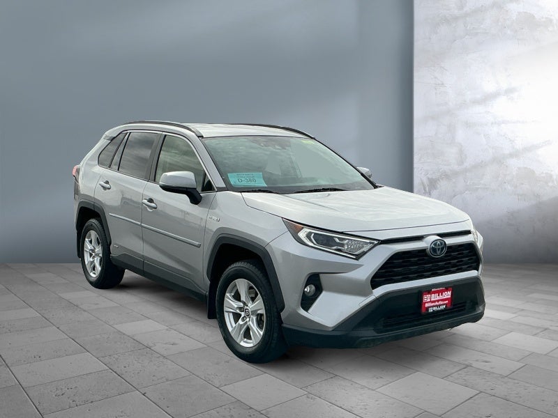 2020 Toyota RAV4 Hybrid XLE