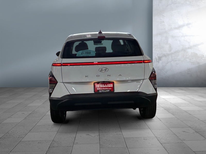 2025 Hyundai Kona SE