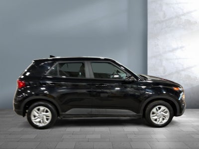 2022 Hyundai Venue SE