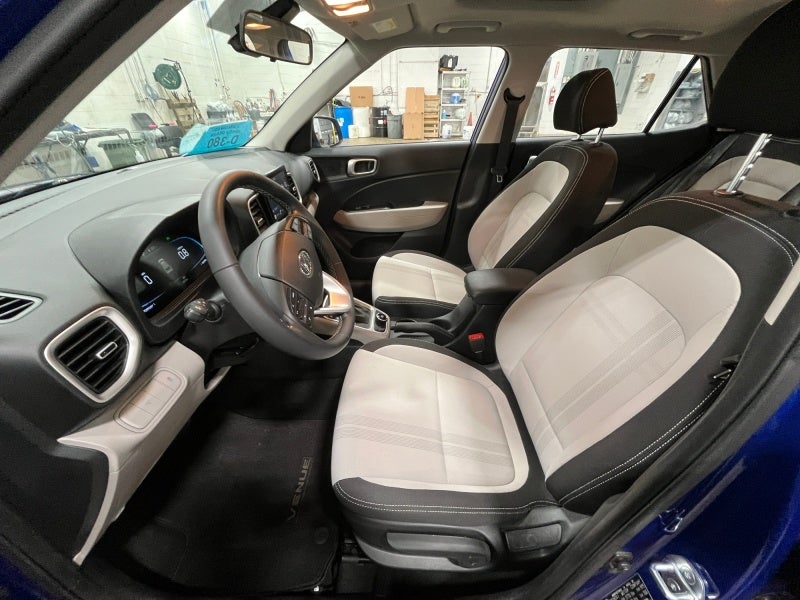 2023 Hyundai Venue SEL