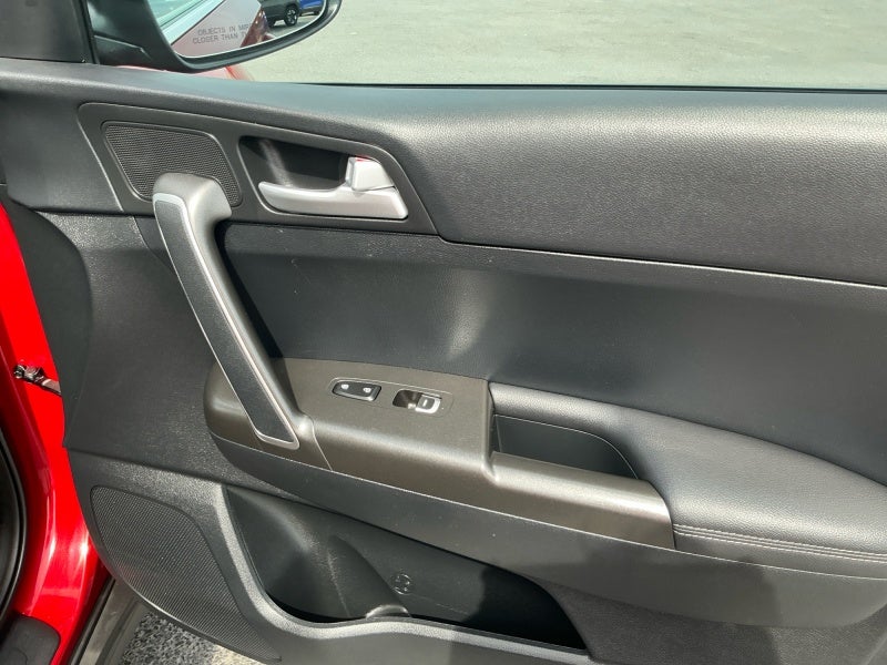 2022 Kia Sportage LX - Photo 21