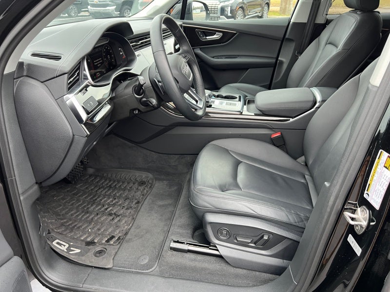 2024 Audi Q7 Premium Plus