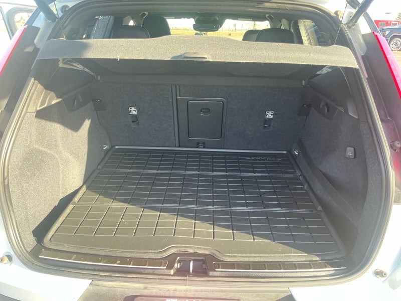 2020 Volvo XC40 R-Design