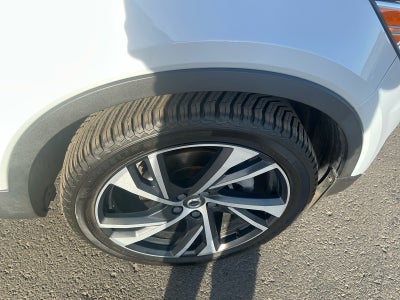 2020 Volvo XC40 R-Design